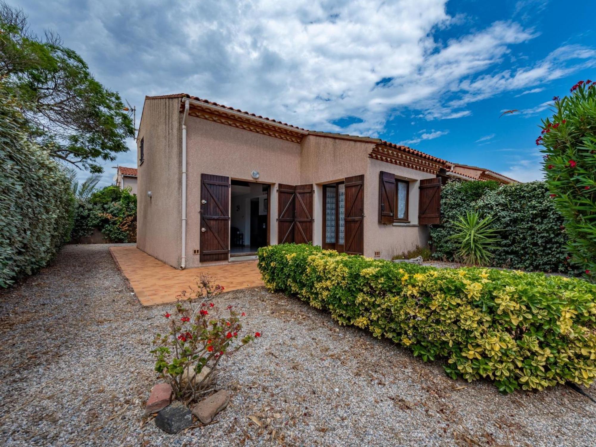 Holiday Home Hameau Des Tamarins-2 By Interhome 르발카레스 외부 사진